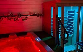 Charmant T3 Jacuzzi